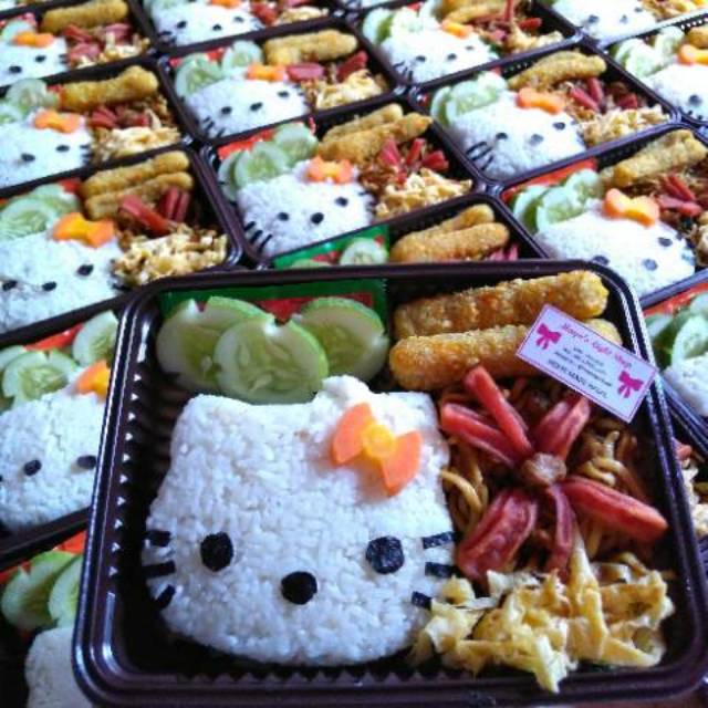 Minimal 20pc Gojek Grab bento karakter anak nasi snack box nasi kuning kado ultah hellokitty doraemon unik kado ultah