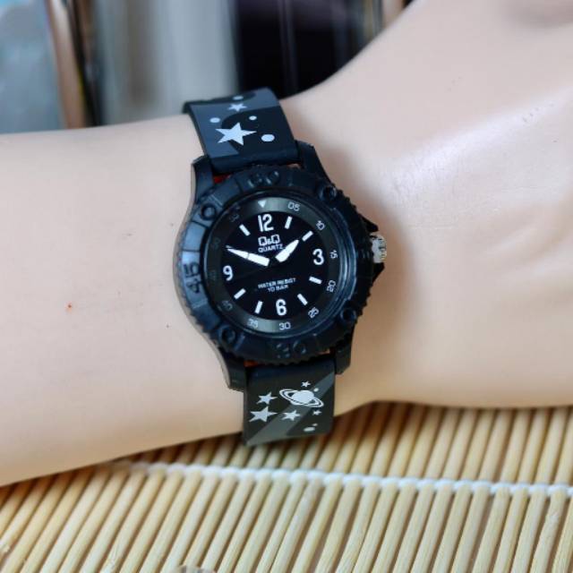 Jam Tangan Wanita Pria Anak Analog Q&amp;Q Murah VJ38 Rubber Motif