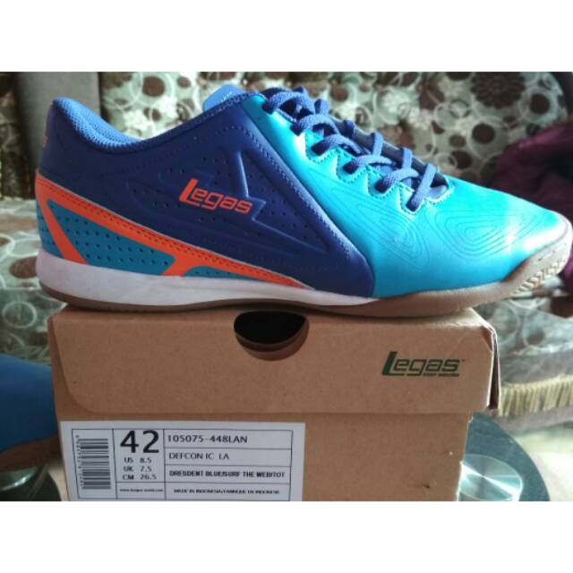 Sepatu futsal league legas