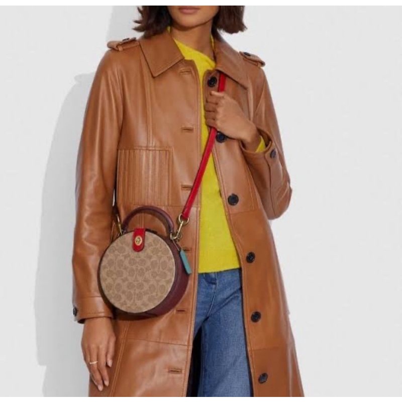 Coach Lunar New Year Circle Bag In Signature Canvas(C2444)