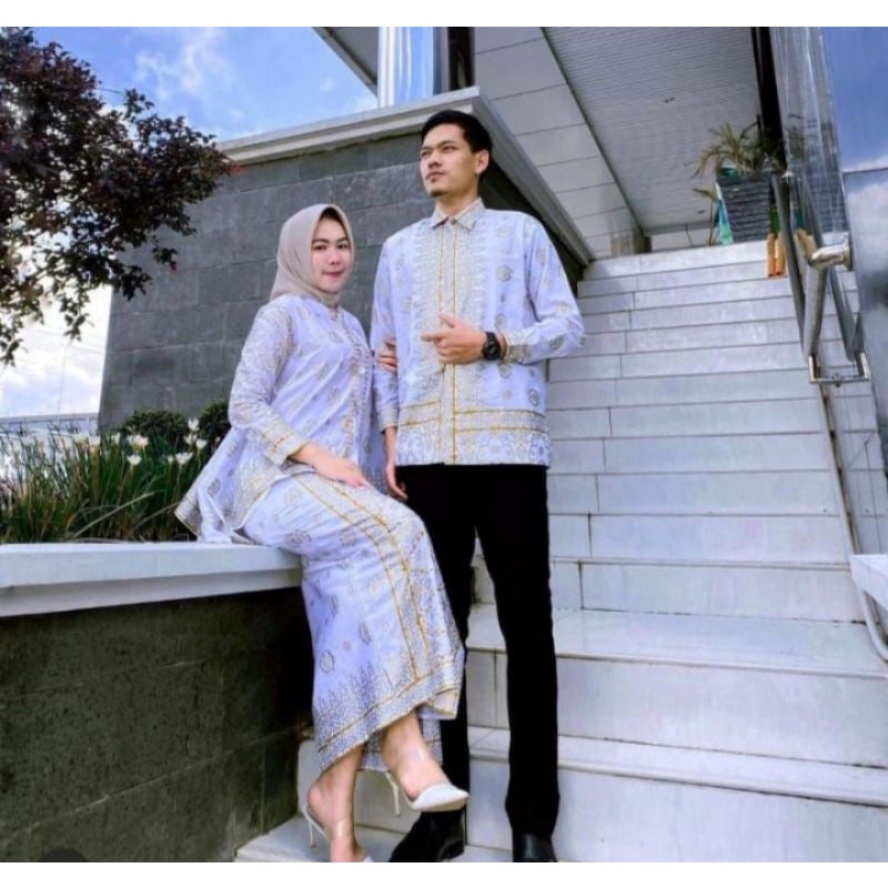 Couple batik songket