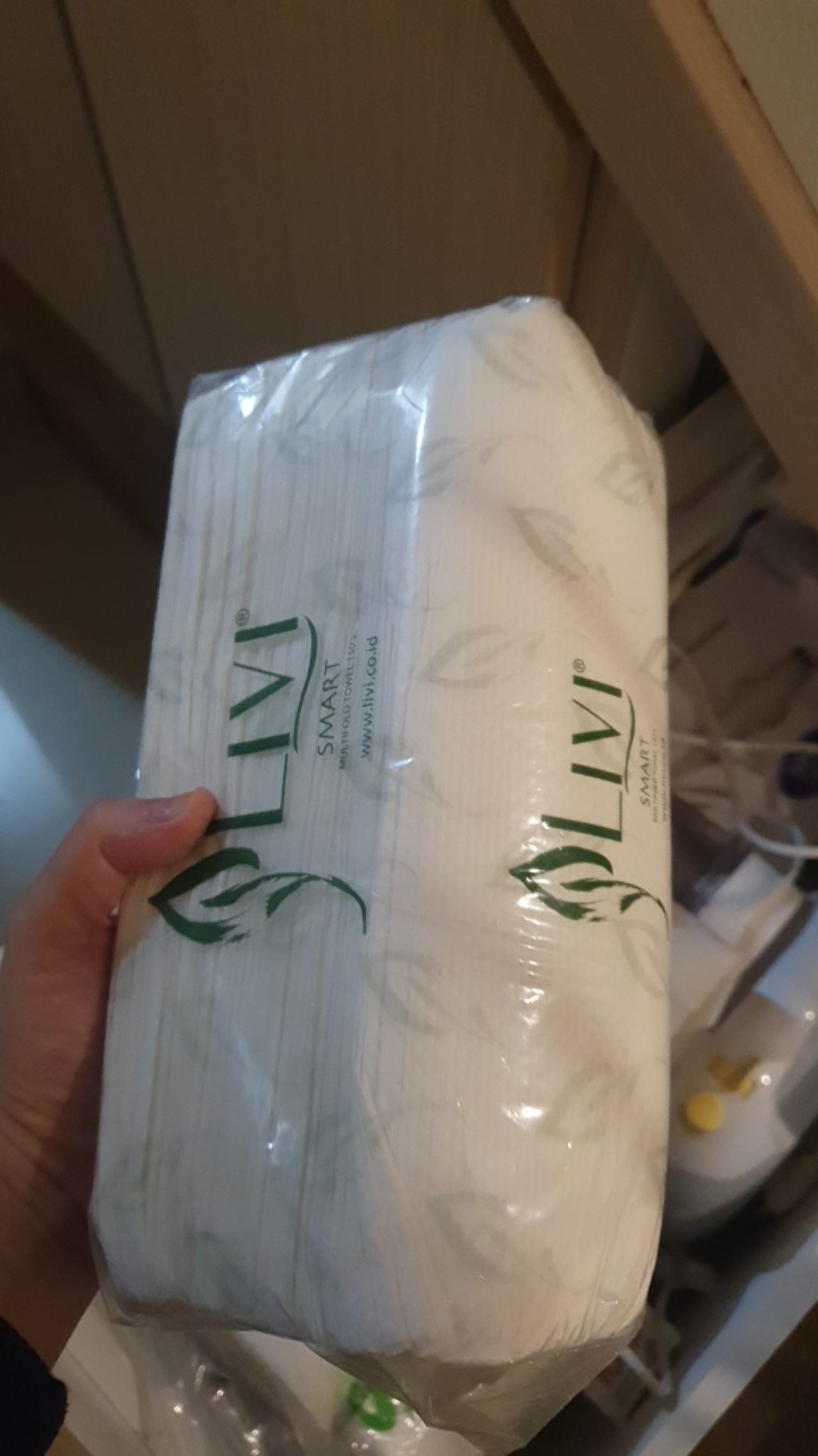 Hand Towel Tissue Livi  / Multifold