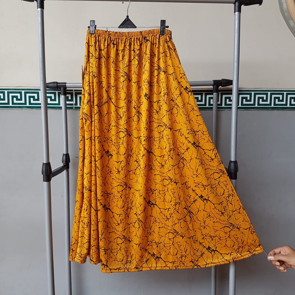 (1KG = 6pcs) ROK MUSLIM HYGET BUNGA MAYUNG - ROK MOTIF SIMPLE PANJANG MURAH maxi skirt jumbo wanita-Rok Abstrak -MUSTARD