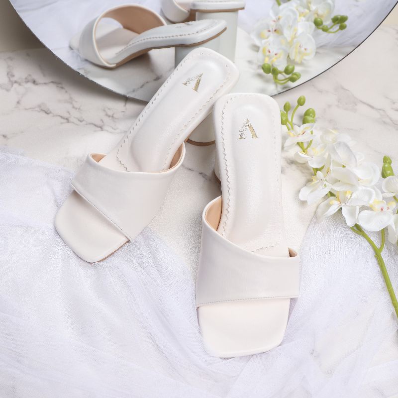 VEZCOZ original high heels wanita leana asimetris putih