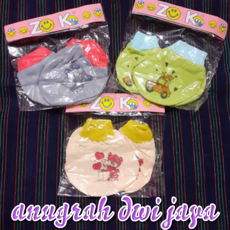 kantongan bayi / satu set kaos kaki+ kaos tangan bayi