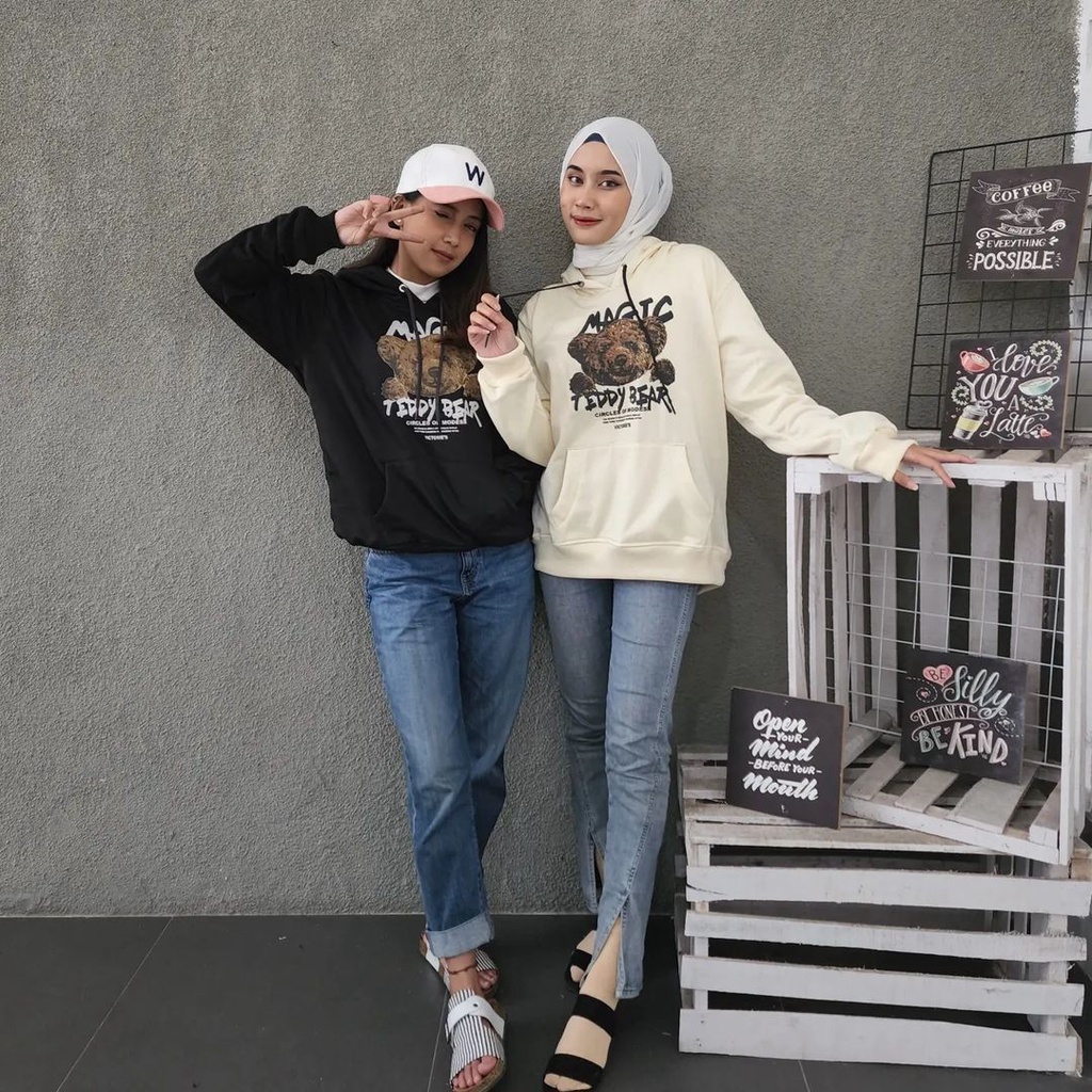 ( isi 2 pcs) Terbaru jaket hoodie MAGIC TEDDY BEAR  / Jaket couple pasangan terbaru / sweater couple