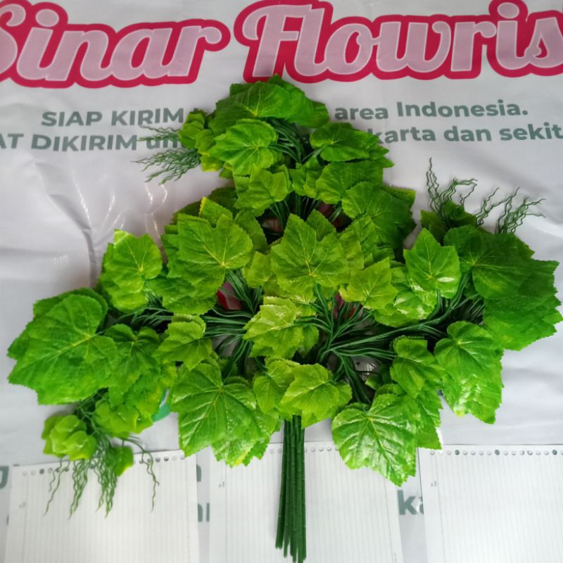 Jual Daun Anggur Hijau Muda Daun Plastik Daun Anggur Dekorasi