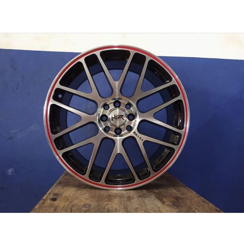 velg original r18 buat Toyota raize