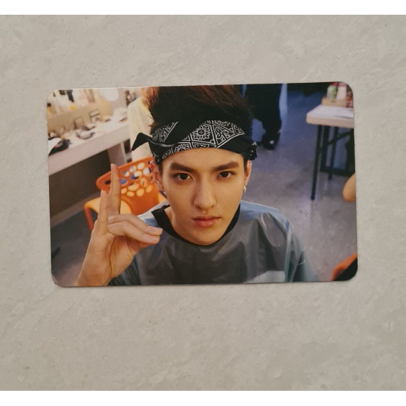 (BOOKED) Photocard PC Kris EXO Growl Kiss ver. Official