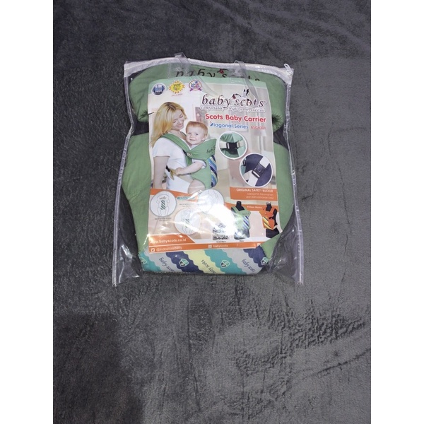 Gendongan bayi baby scots