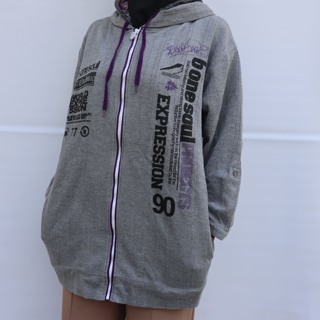 THRIFT HOODIE SECOND BRANDED ORIGINAL / HOODIE BRAND / HOODIE SECOND / HOODIE OVERSIZE / HOODIE GEMO