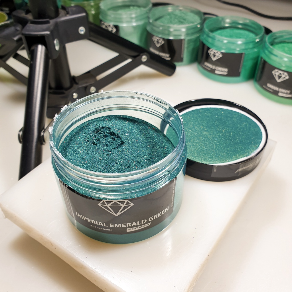 

5 GR PIGMENT POWDER BLACK DIAMOND IMPERIAL EMERALD GREEN