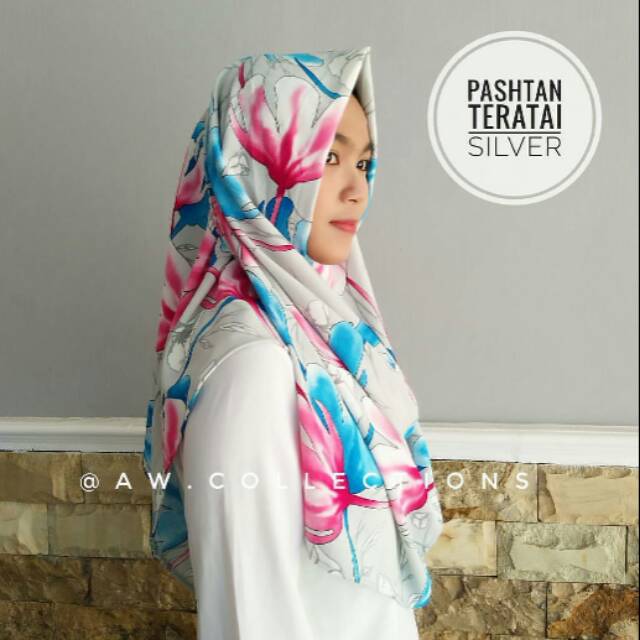 Pasmina instan motif bunga teratai / jilbab instan motif bunga / jilbab motif bunga