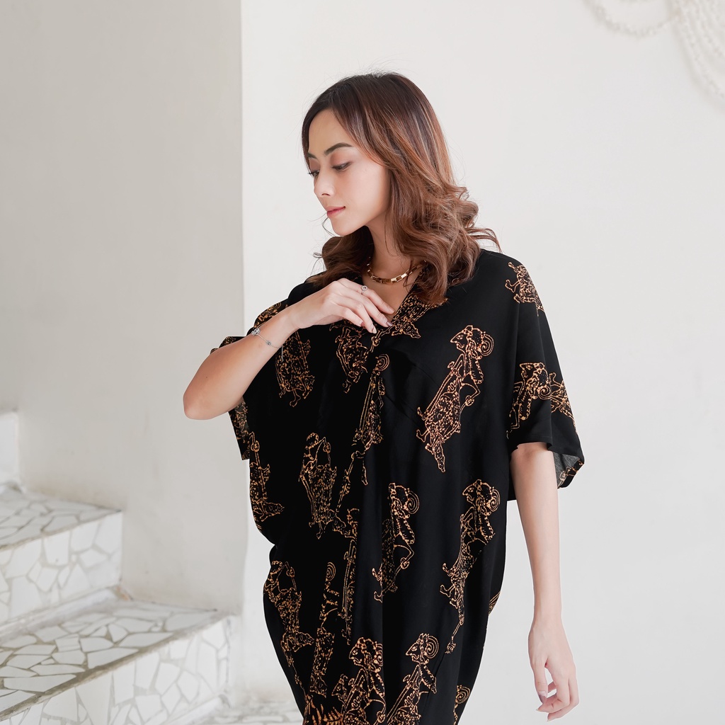 SOGAN BLARAK Kaftan Batik Kondangan Wayang