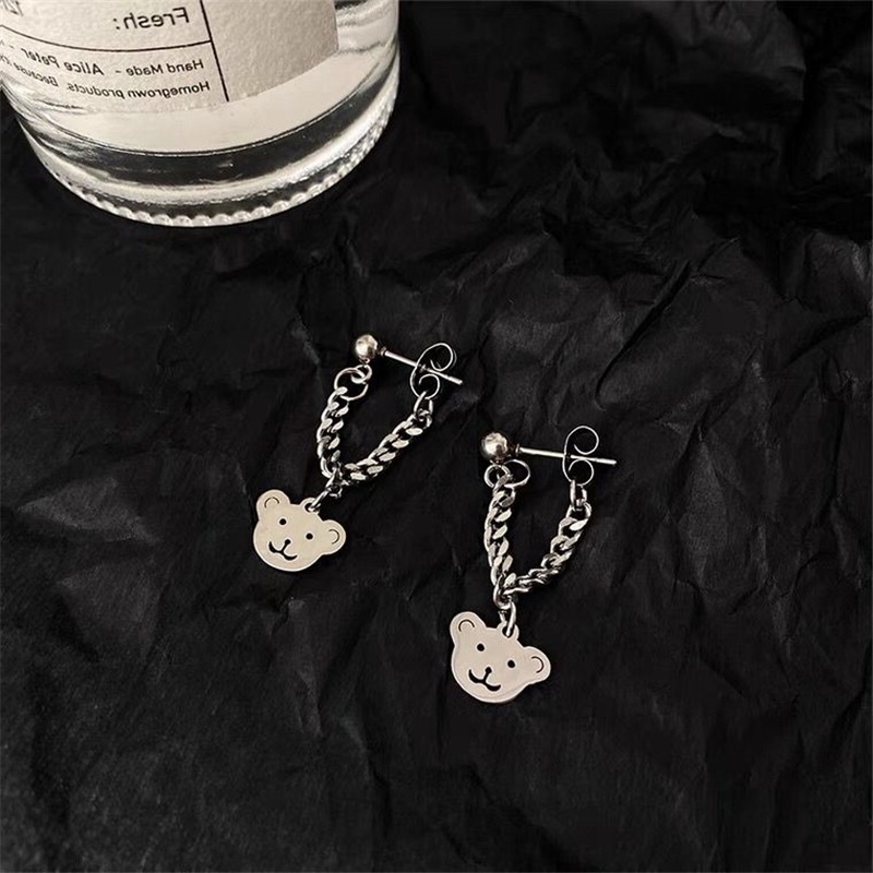 Korean Punk Chain Hollow Smile Cartoon Bear Earrings Ear Plugs One Simple Temperament Design Earrings