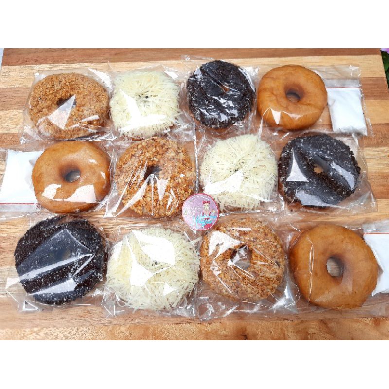 Donat klasik Minimal 12pc  gula ceres keju kacang tanpa pengawet empuk halal murah snack sehat donuts kentang