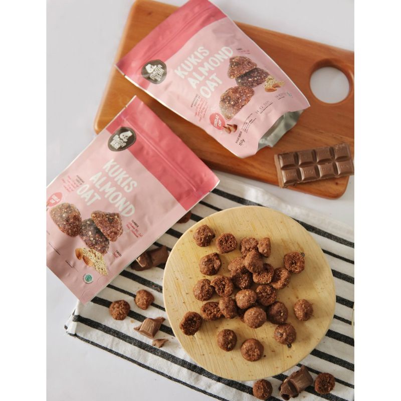 

Mama Bear Kukis Almond Oat Superfood / Snack Busui Pelancar ASI Booster Kukis Almond Oat