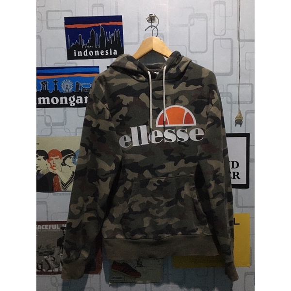 hoodie ellesse camo
