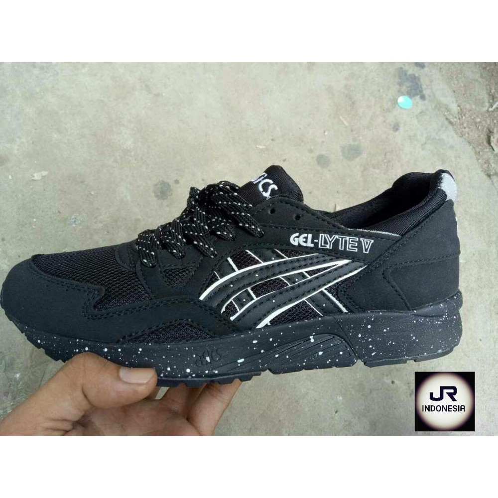 Jual SNEAKERS SEPATU ASICS GEL LYTE V 