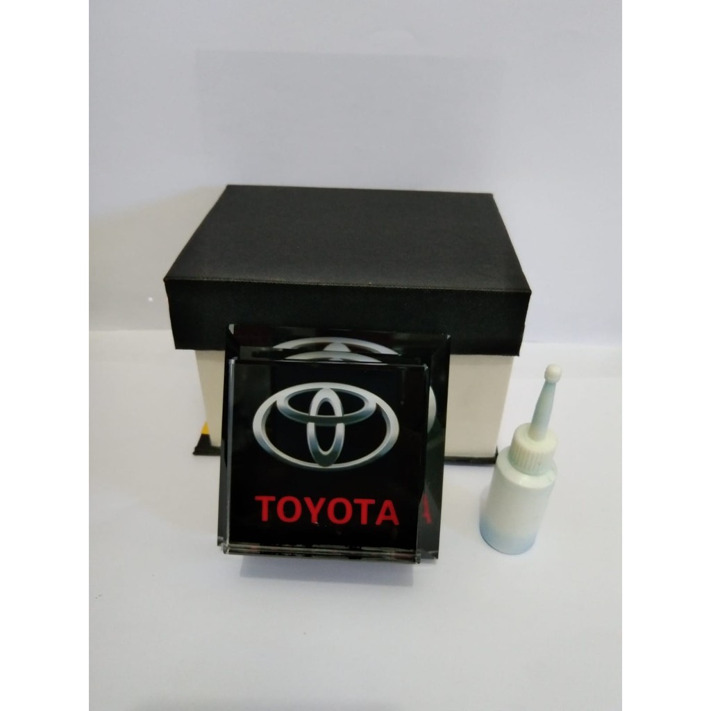 Parfum Mobil Pengharum Ruangan Crystal Logo Mobil Toyota