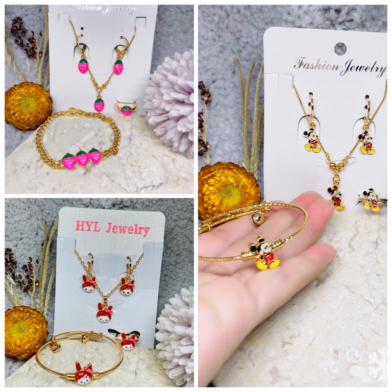 kalung set anak hellokiity love