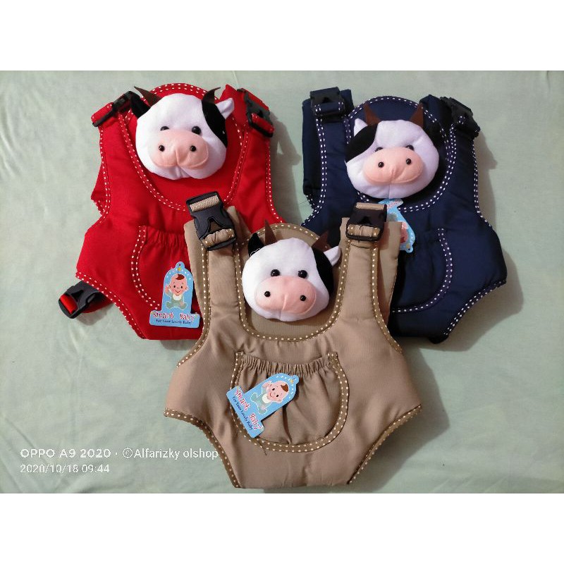 Gendongan depan bayi kepala boneka sapi
