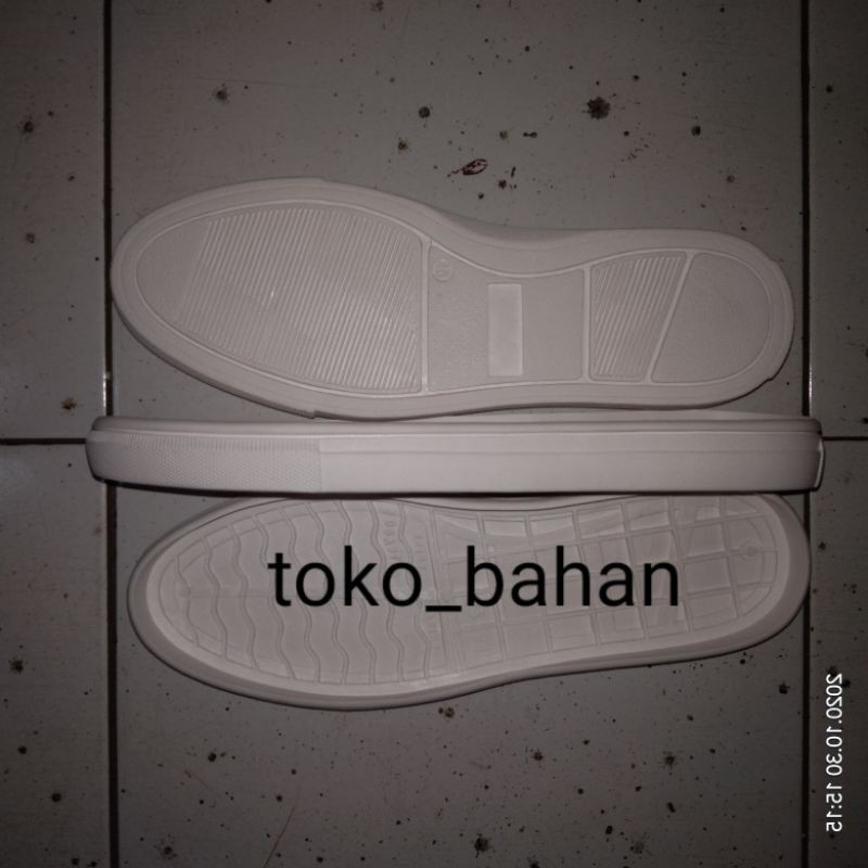 ( TA ) outsole alas sepatu sneakers pria