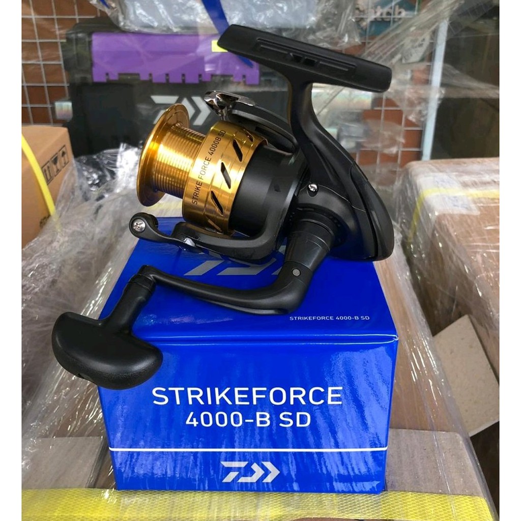 Reel pancing - Reel Daiwa Strike Force 4000 B