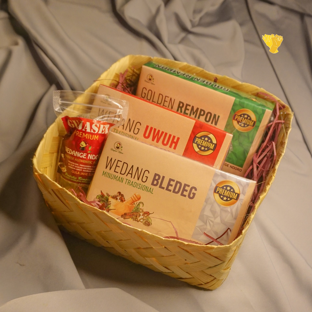 

PAKET Sakti Anti Sakit Hampers Kado Hadiah Gift Wedding Anniversary Ulang Tahun