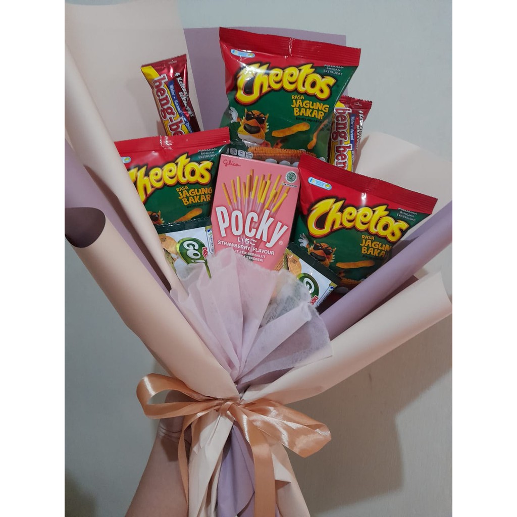 

HADIAH WISUDA - HADIAH ULANG TAHUN - BUCKET SNACK - BUKET SNACK - CAKE SNACK - RAINBOW SNACK