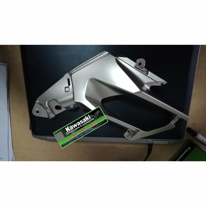 cover sirip fairing sirip new ninja 250 fi 2018 silver kanan original