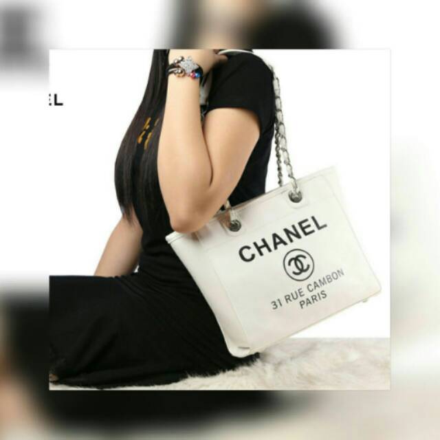 NEW CHANEL 31 RUE CAMBON PARIS