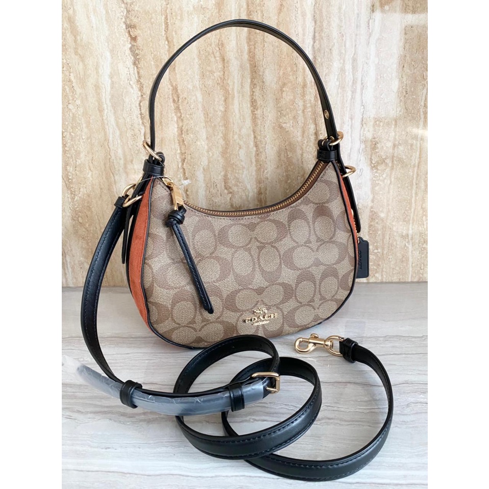 Coach Signature Suede Kleo Hobo Khaki Multi Rp. 2.750.000,-