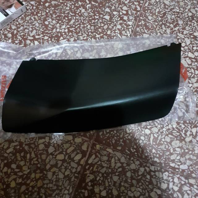 Cover derek suzuki ertiga type lama