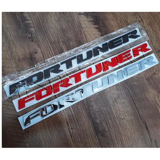 Emblem Huruf Kap Mesin Depan Mobil Toyota FORTUNER Engine Hood Logo