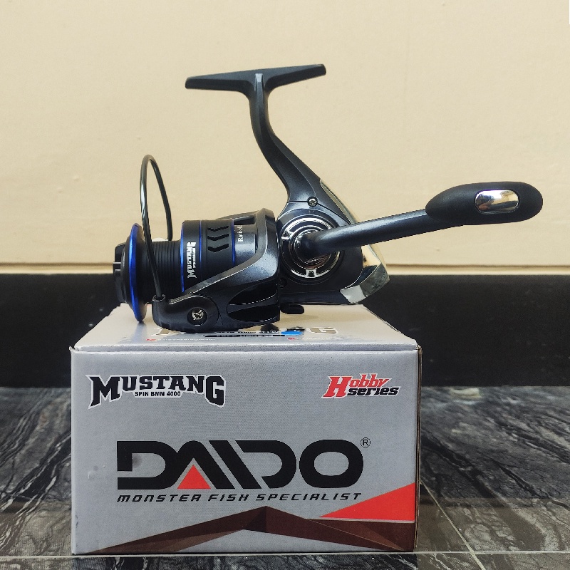 Reel DAIDO MUSTANG Spin BMM 4000 - Free Handle