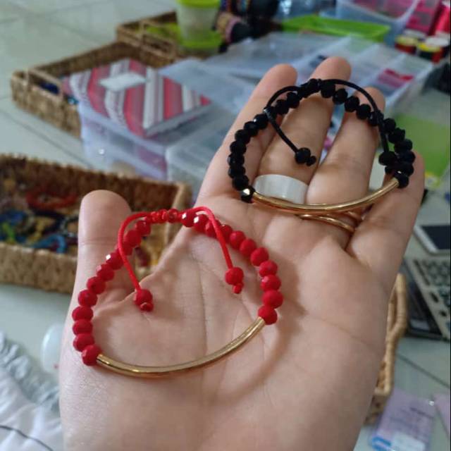 GELANG TALI MERAH/HITAM/MUTE CINA EMAS  PIPA KEREN