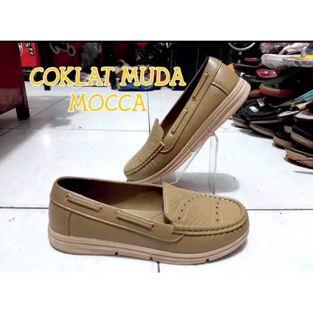 Sepatu Wanita  Yumeida 9092 / Sepatu Karet Wanita Anti Air Yumeida 9092