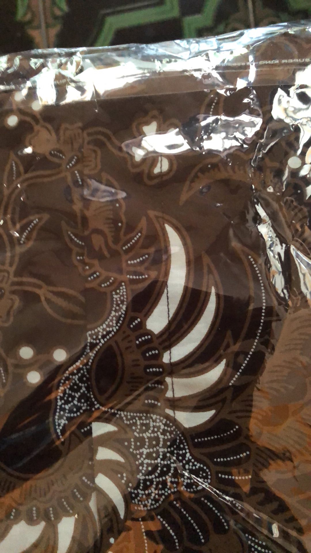 Kemeja Batik Pria Slimfit Lengan Panjang