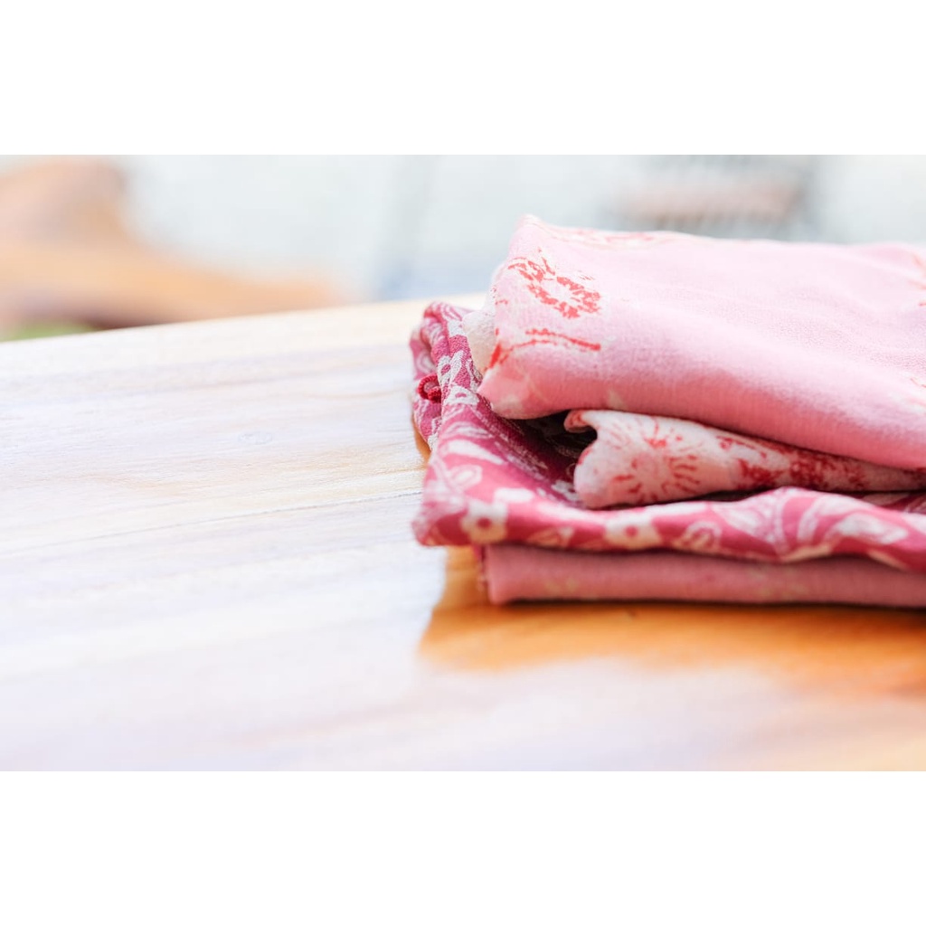 WINDU_ Scarf Batik Organdi Eb Traditional Cepretan