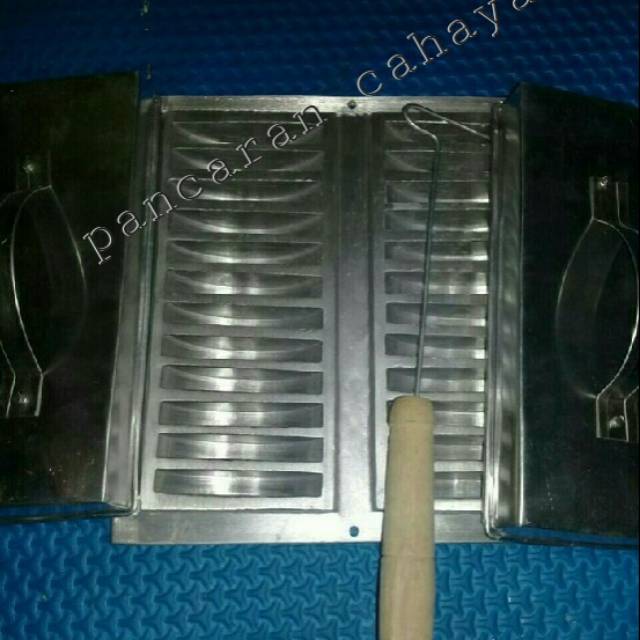 Cetakan kue pancong kecil / cetakan kue rangi isi 24