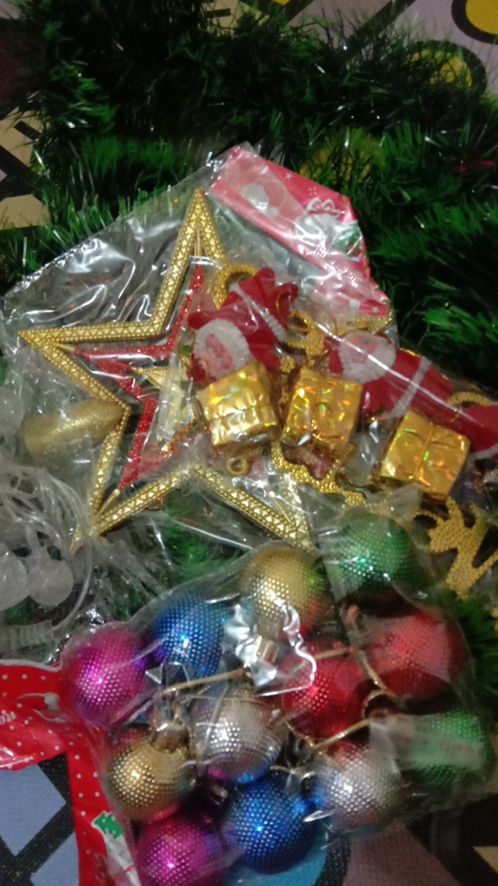Hiasan Slinger Tinsel Hijau Salju Pohon Natal Merry