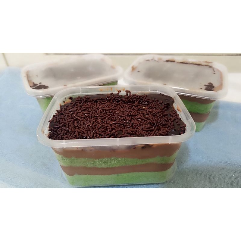 

Desert Box pandan Coklat dan Coklat Coklat