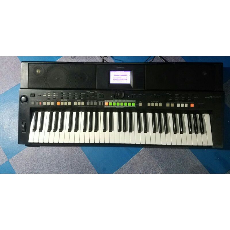 YAMAHA PSR S650