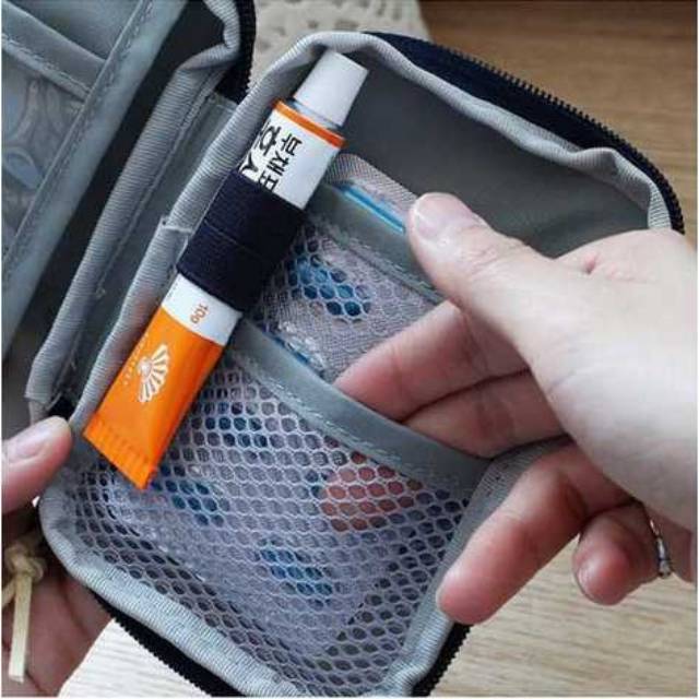 Tas obat P3K - travel first aid kit mini