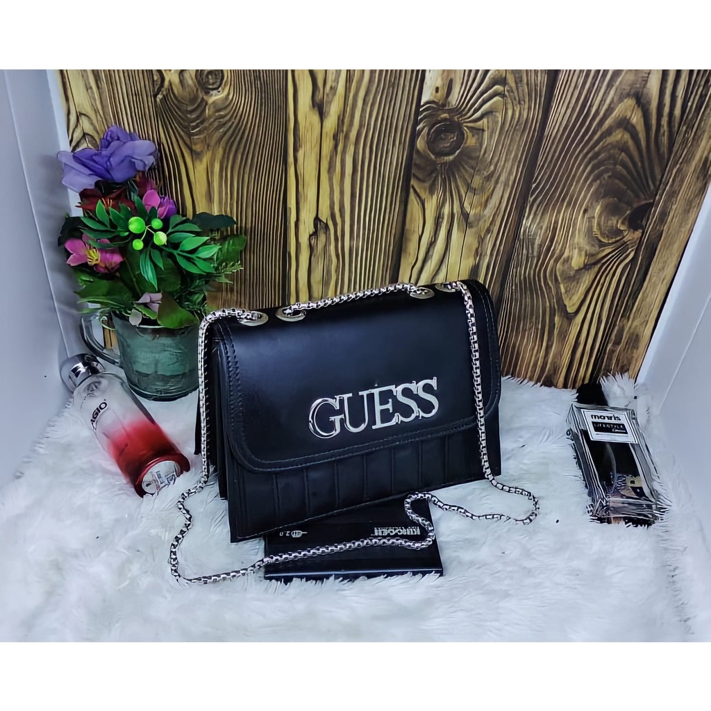 Tas Selempang Wanita GUESS rantai garis A-GS03S