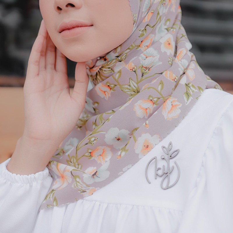 Hijab Pasmina kode Cila fLowers Hot Sale