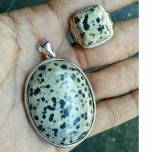 cincin dan liontin batu akik jasper dalmatian