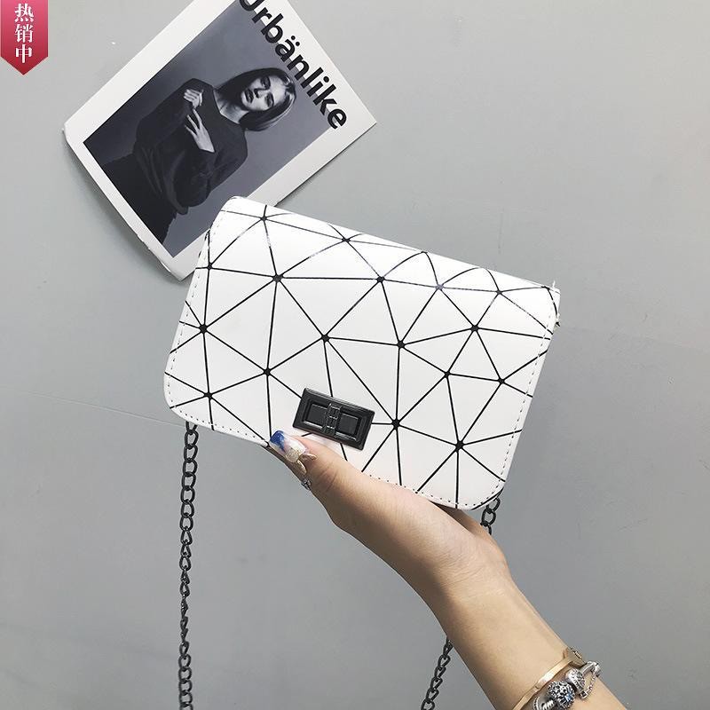 Tas Selempang Wanita Kotak Pentagram | Tas Pentagon