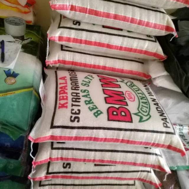 

Beras Pandan Wangi 10 kg dijamin asli cap BMW